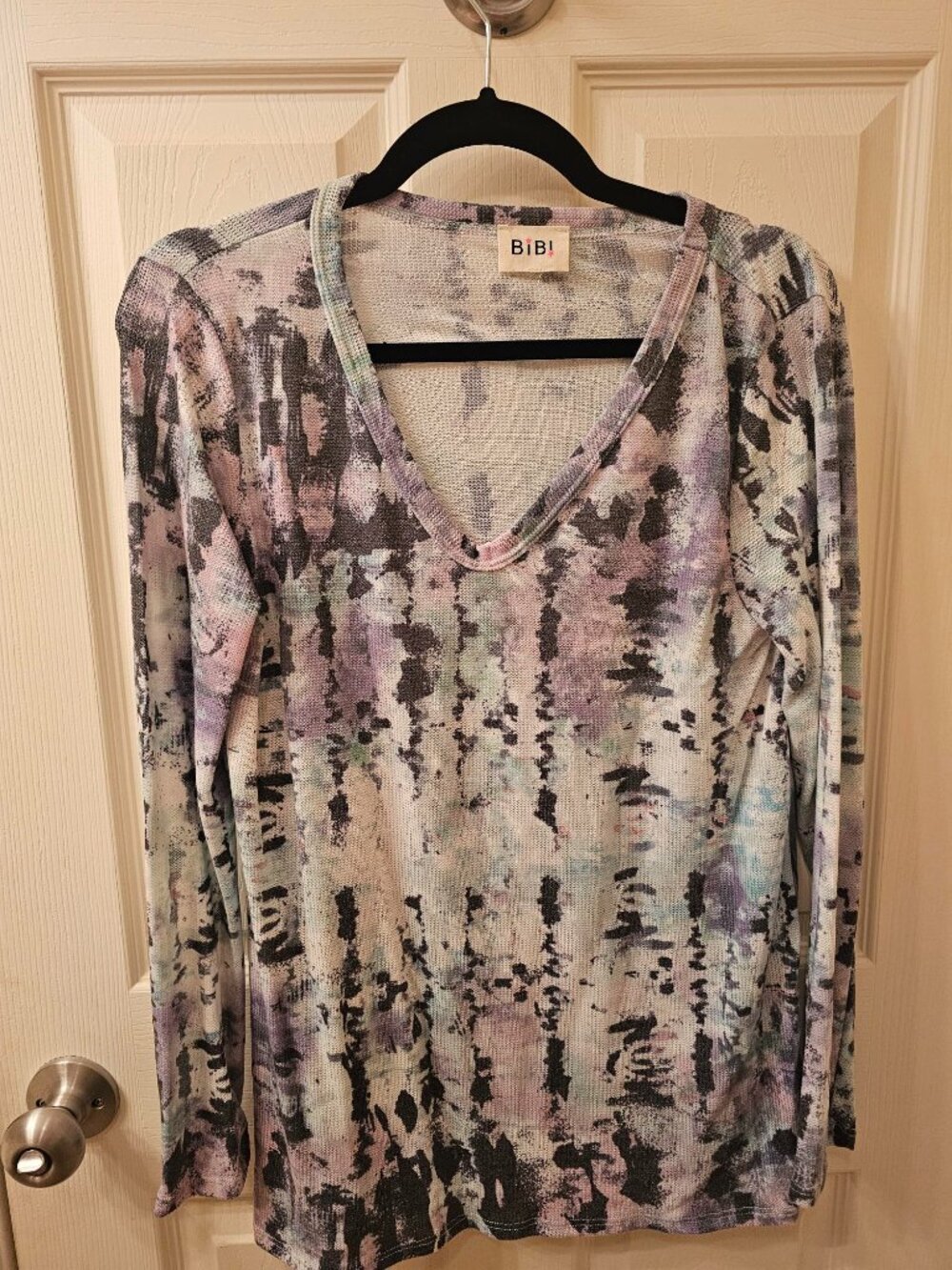 NWOT BiBi Medium Purple / Green Long Sleeved Blouse